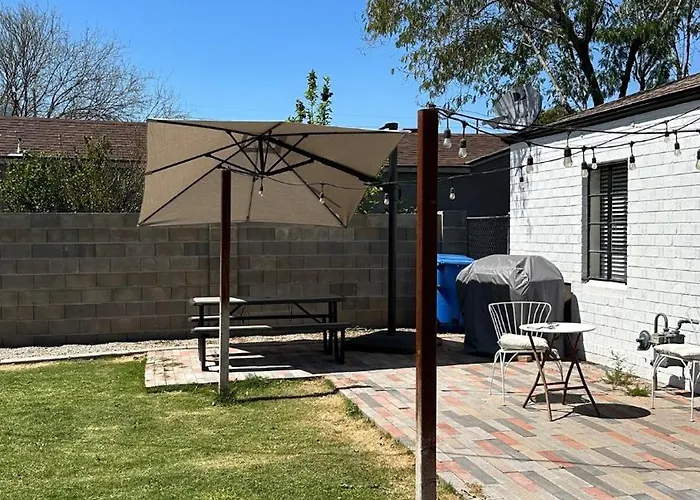 Family Friendly By Downtown With 3 Beds *